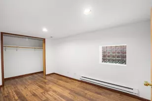5251 W Belle Plaine Ave, Chicago, IL 60641 - Photo 26