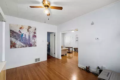5251 W Belle Plaine Avenue, Chicago, IL 60641 - Photo 8