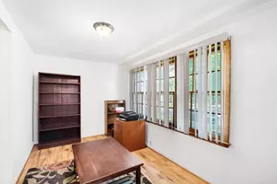 5251 W Belle Plaine Ave, Chicago, IL 60641 - Photo 6