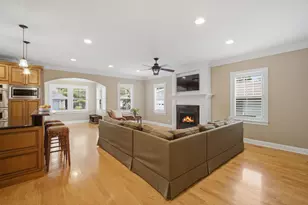 1308 Edgewood Rd, Lake Forest, IL 60045 - Photo 10