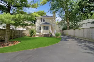 1308 Edgewood Rd, Lake Forest, IL 60045 - Photo 34