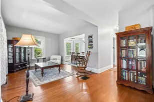 35 W Elm Ave, Roselle, IL 60172 - Photo 10