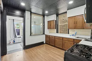 7611 S Green St, Chicago, IL 60620 - Photo 2