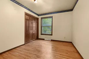 21810 Pleasant Grove Rd, Marengo, IL 60152 - Photo 18