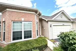 21562 Victory Lake Way, Crest Hill, IL 60403 - Photo 2