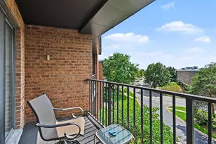 950 E Wilmette Rd, Palatine, IL 60074 - Photo 4