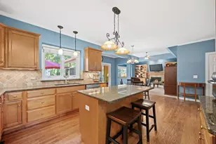 2816 Cordgrass Rd, Naperville, IL 60564 - Photo 10