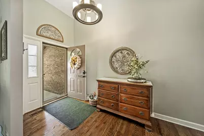 2107 Wheeler Street, Woodridge, IL 60517 - Photo 2