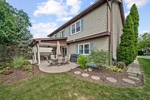 2107 Wheeler St, Woodridge, IL 60517 - Photo 28