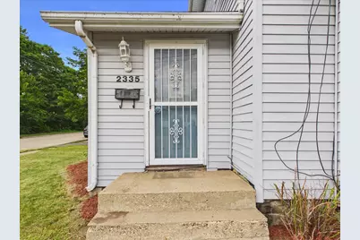 2335 Burton Street, Rockford, IL 61103 - Photo 4