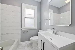 8024 S Vernon Ave, Chicago, IL 60619 - Photo 12