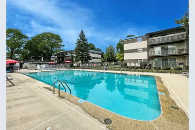 [Address not provided], La Grange, IL 60525 - Photo 14