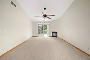 967 Arvle Cir, Sycamore, IL 60178 - Photo 10