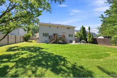 6975 Center Avenue, Hanover Park, IL 60133 - Photo 28