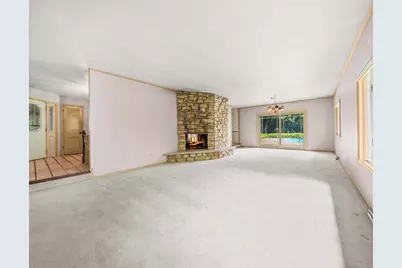 8625 N Byron Hills Drive, Byron, IL 61010 - Photo 4