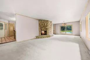 8625 N Byron Hills Dr, Byron, IL 61010 - Photo 4