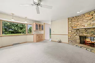 8625 N Byron Hills Dr, Byron, IL 61010 - Photo 10