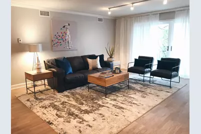 4848 N Central Avenue #209, Chicago, IL 60630 - Photo 2