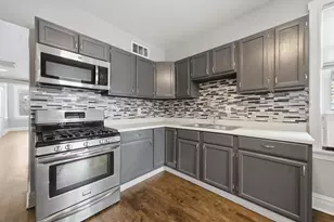 5032 S Kolin Ave, Chicago, IL 60632 - Photo 4