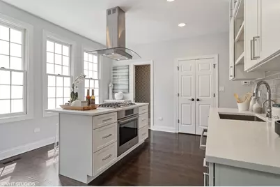 18 N Ada Street #A, Chicago, IL 60607 - Photo 16