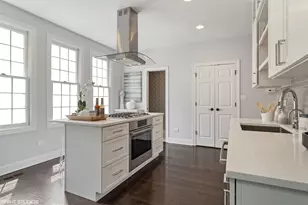 18 N Ada St, Chicago, IL 60607 - Photo 16