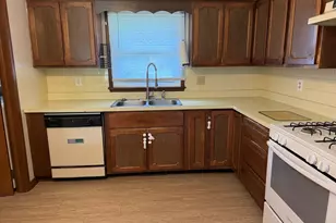 710 Carolyn St, Mendota, IL 61342 - Photo 6