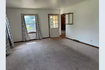 710 Carolyn Street, Mendota, IL 61342 - Photo 2