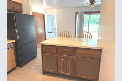 710 Carolyn Street, Mendota, IL 61342 - Photo 10