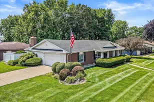 2250 Lowell St, Aurora, IL 60506 - Photo 24