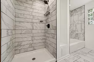 10324 S Claremont Ave, Chicago, IL 60643 - Photo 22