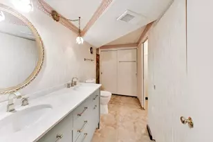 1704 Sunnyside Cir, Northbrook, IL 60062 - Photo 42