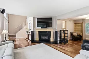 1243 Hazelwood Ct, Batavia, IL 60510 - Photo 6