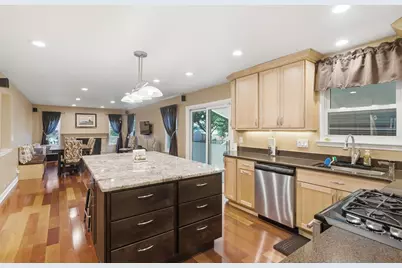 1243 Hazelwood Court, Batavia, IL 60510 - Photo 12