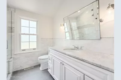 8 Mohawk Drive, Clarendon Hills, IL 60514 - Photo 20