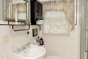 1205 Sinnissippi Park Rd, Sterling, IL 61081 - Photo 6