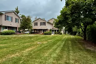 449 Old Surrey Rd, Hinsdale, IL 60521 - Photo 22