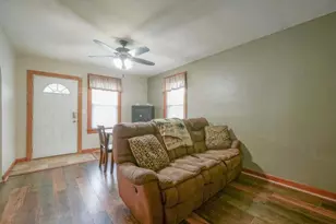 204 E Elkhorn St, Polo, IL 61064 - Photo 8