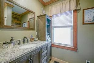204 E Elkhorn St, Polo, IL 61064 - Photo 10