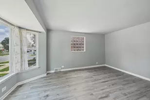 6103 W 35th St, Cicero, IL 60804 - Photo 6