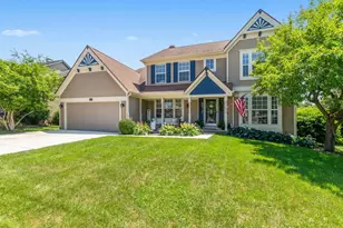 685 Morning Glory Ln, Bartlett, IL 60103 - Photo 2