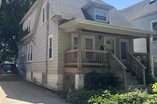 1329 Maple Ave, Berwyn, IL 60402 - Photo 2