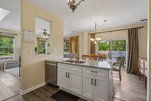 2759 Sheridan Ct, Naperville, IL 60563 - Photo 8