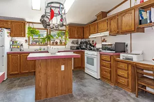 214 S 6th St, Chatsworth, IL 60921 - Photo 16