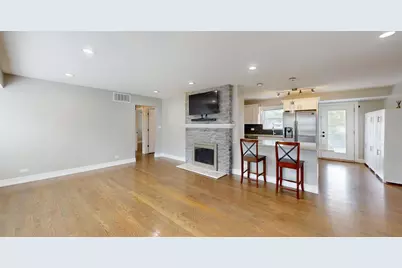 3936 Highland Avenue, Downers Grove, IL 60515 - Photo 6