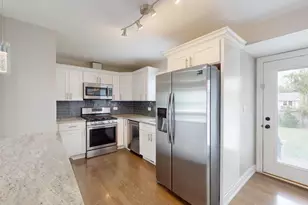 3936 Highland Ave, Downers Grove, IL 60515 - Photo 12