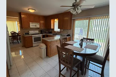 10708 Willow Avenue, Mokena, IL 60448 - Photo 6