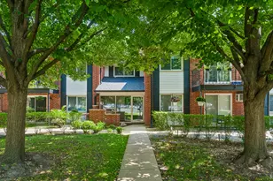 2434 Brandenberry Ct, Arlington Heights, IL 60004 - Photo 28