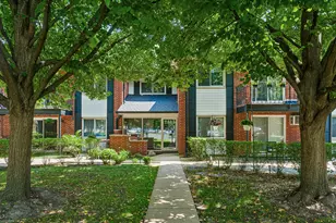 2434 Brandenberry Ct, Arlington Heights, IL 60004 - Photo 22