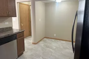 2213 Carpenter Ave, Plainfield, IL 60586 - Photo 10