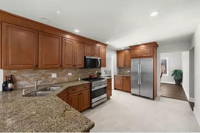 2072 Palatine Road, Inverness, IL 60067 - Photo 4